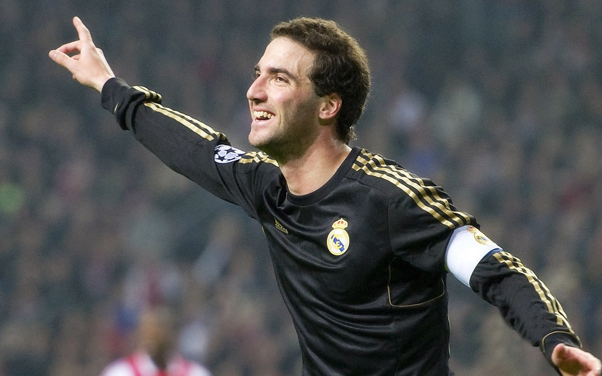 法甲引入新型比赛设备,推动科技融入足球运动,法甲参赛球队